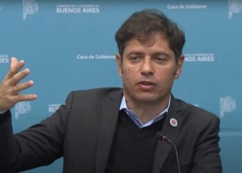 Kicillof lanza una provocadora crítica a Sturzenegger mientras revela la “novedad” que lo dejó sorprendido en el plan de ajuste de Milei.