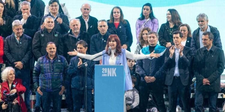 El peronismo anticipa su posición sobre la convocatoria a sesiones extraordinarias de Milei