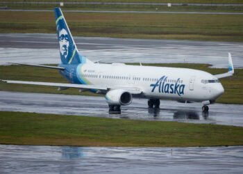 Problemas con el Boeing 737 Max 9 causan declive en acciones de Boeing