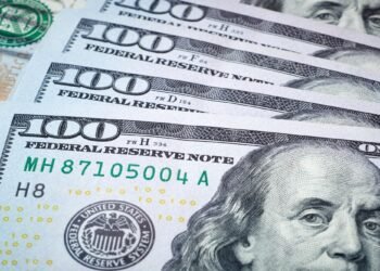 El Gobierno lanza emisión de letras por 3200 millones de dólares para afrontar deuda externa