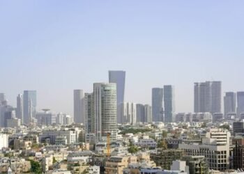 Los efectos negativos de la guerra impactan en la economía de Israel.