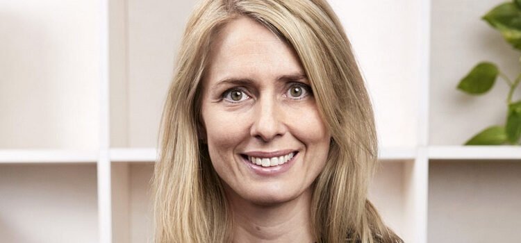 Renuncia sorpresiva de la directora ejecutiva de H&M tras enfrentar periodos intensos de trabajo.