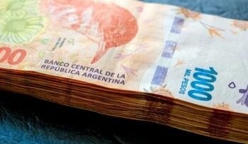 ¿Cuál será el monto y la fecha de implementación del nuevo salario mínimo en Argentina en 2024?