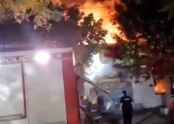 Trágico incendio en Neuquén. Joven de 19 años pierde la vida calcinado.
