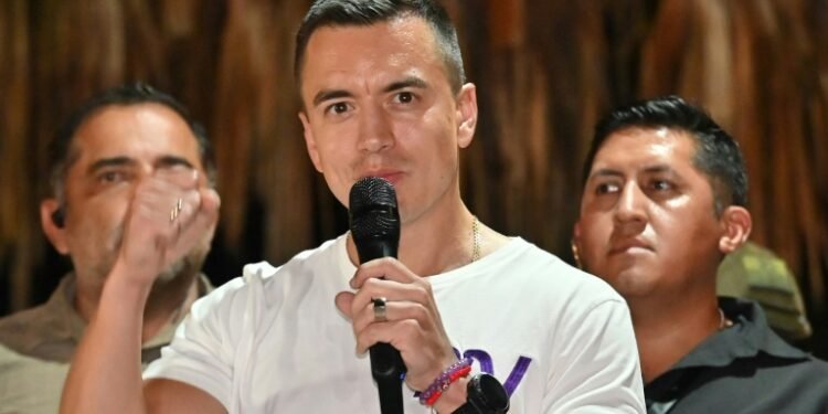 Noboa prorroga el estado de excepción en Ecuador por 30 días más.