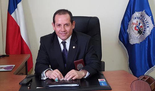 Exdirector de la Policía de Investigaciones de Chile es enviado a prisión preventiva por decisión de la Justicia.