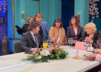 Polémica entre Milei y Mirtha Legrand. El presidente argentino se confronta nuevamente con la conductora televisiva.