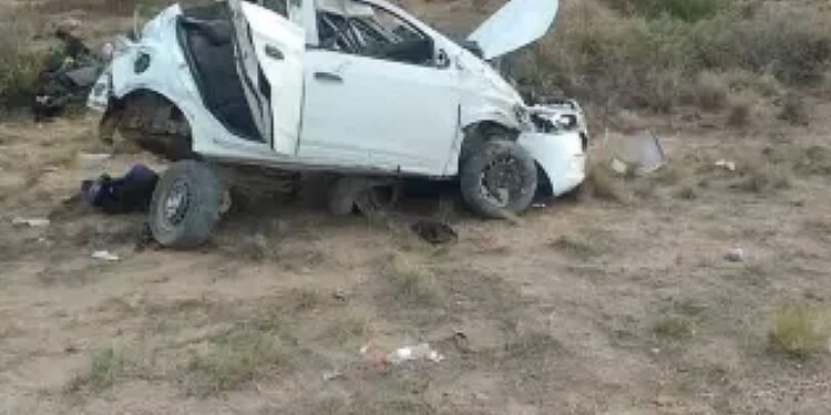 Trágico accidente en Río Negro: conductor fallece al perder el control y colisionar contra una camioneta.