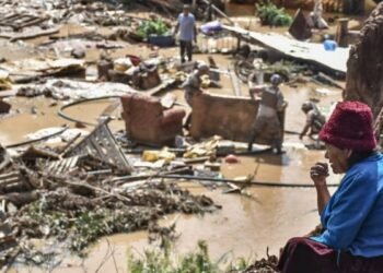 Devastador deslizamiento de lodo arrasa con un pueblo en Bolivia.