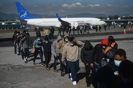 Incrementa la cantidad de guatemaltecos deportados, un sueño americano frustrado.