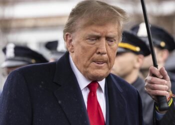 Desplome de las acciones de Trump Media al registrar pérdidas millonarias de US$ 58 millones.