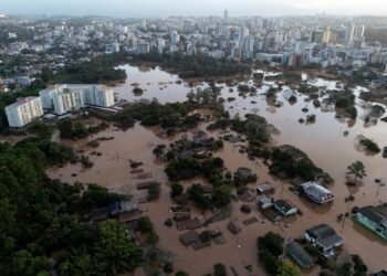 Mueren 15 personas debido a las intensas lluvias e inundaciones en Brasil.