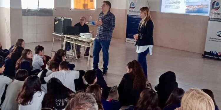 Argentina: Renovada iniciativa destinada a jóvenes sobre los riesgos de las apuestas online y la ludopatía