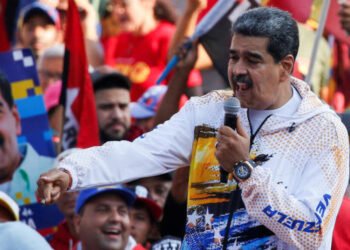 La Justicia argentina investigará a Maduro por presuntos delitos de lesa humanidad.