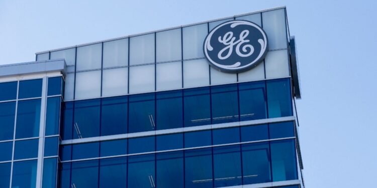 General Electric, la emblemática empresa que abarcaba diversos sectores, finaliza su proceso de disolución en Estados Unidos.