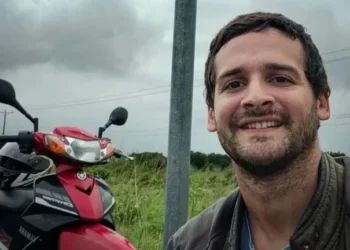 Impactante video: Youtuber captura robo a punta de pistola de su motocicleta en la Panamericana