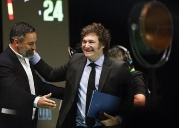 El polémico discurso de Milei en España: polémica por sus declaraciones sobre la esposa del presidente Pedro Sánchez