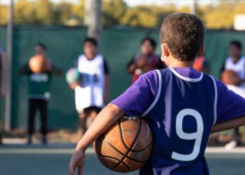 Las razones por las cuales tener hijos en Estados Unidos se ha vuelto más costoso.