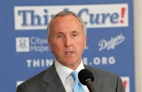 El multimillonario Frank McCourt planea adquirir la exitosa plataforma TikTok