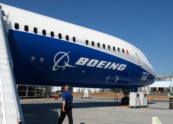 Familias de víctimas exigen multa de US$ 24,000 millones a Boeing por crimen corporativo mortal en la historia de EE.UU.