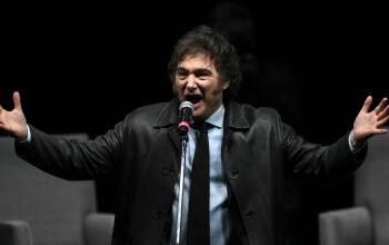 Gobierno de Javier Milei desmantela áreas esenciales para combatir violencia de género en Argentina