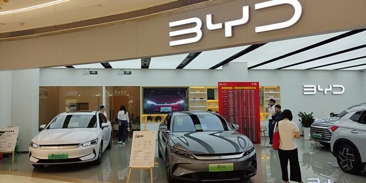 BYD sorprende con motor híbrido que alcanza los 2.000 km de autonomía