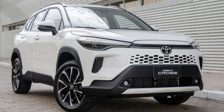 Toyota anuncia masiva revisión de vehículos debido a fallos en el motor.