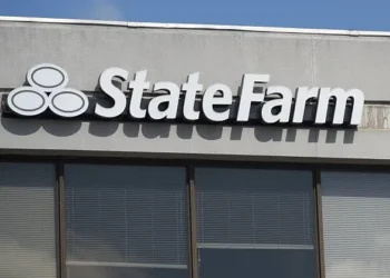 State Farm busca incrementar las primas de seguros para hogares en California.