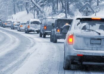 Conoce las asombrosas recomendaciones para conducir en condiciones de frío extremo