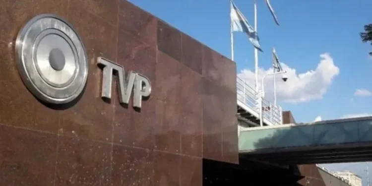 Gobierno implementa estrategia de retiros voluntarios para los medios públicos en plan de reestructuración