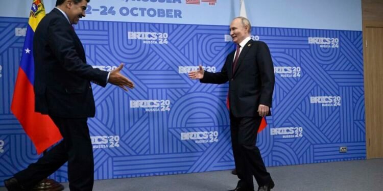 Nicolás Maduro, presidente de Venezuela, arriba a Rusia para unirse a la Cumbre de los BRICS