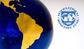 América Latina enfrenta escasez de inversiones y baja productividad económica, alerta el FMI.