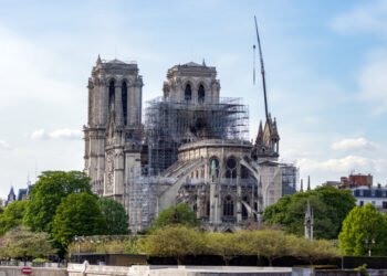 El impacto económico y social de la reconstrucción de Notre Dame.